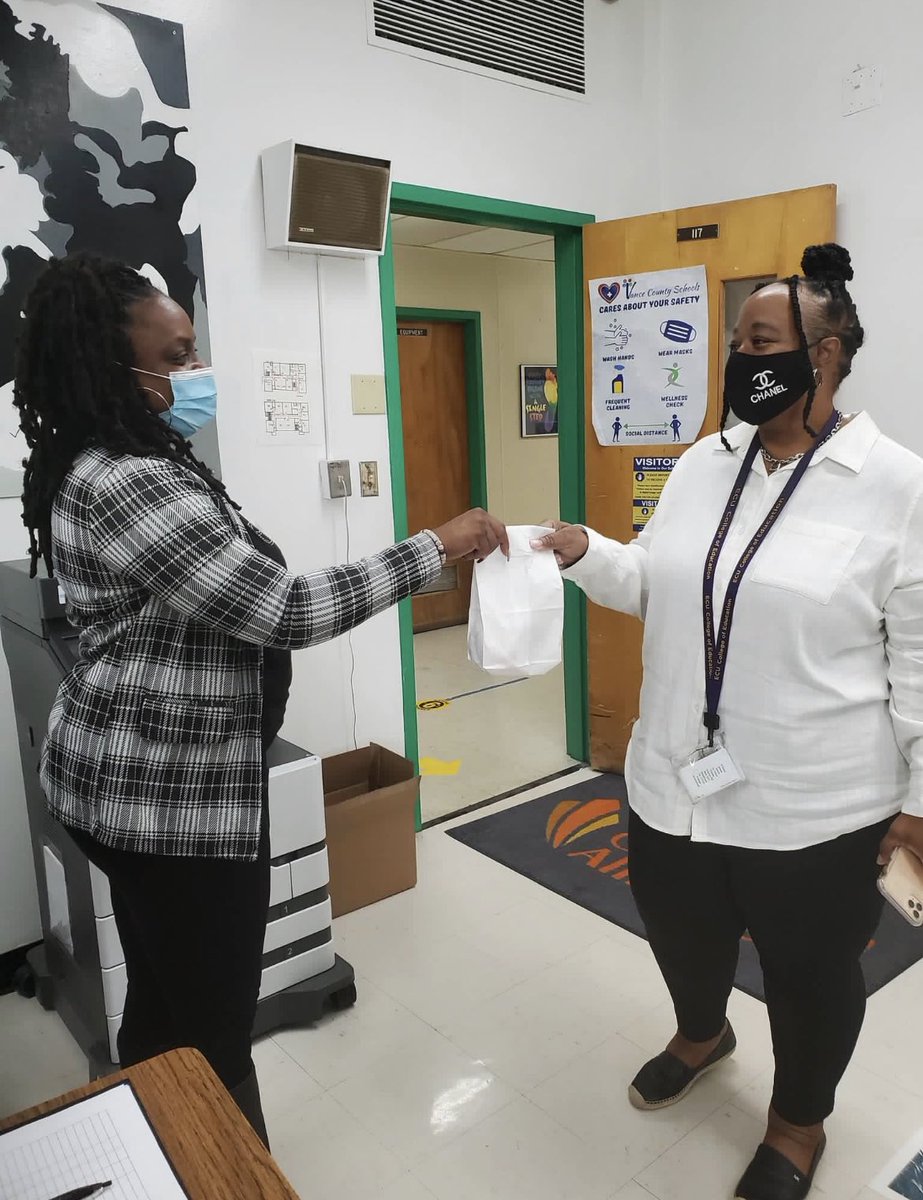 LaShawnHawley's tweet photo. This morning CTE Coordinator, @alangstoneley1 &amp; I delivered breakfast as a small token of appreciation for our CTE Teachers at @AdvanceAcad, @VanceCountyMS &amp; @VanceCountyHS. #goCTEvcs #CTEforNC #NCDMonth https://t.co/bh08N6DcUL