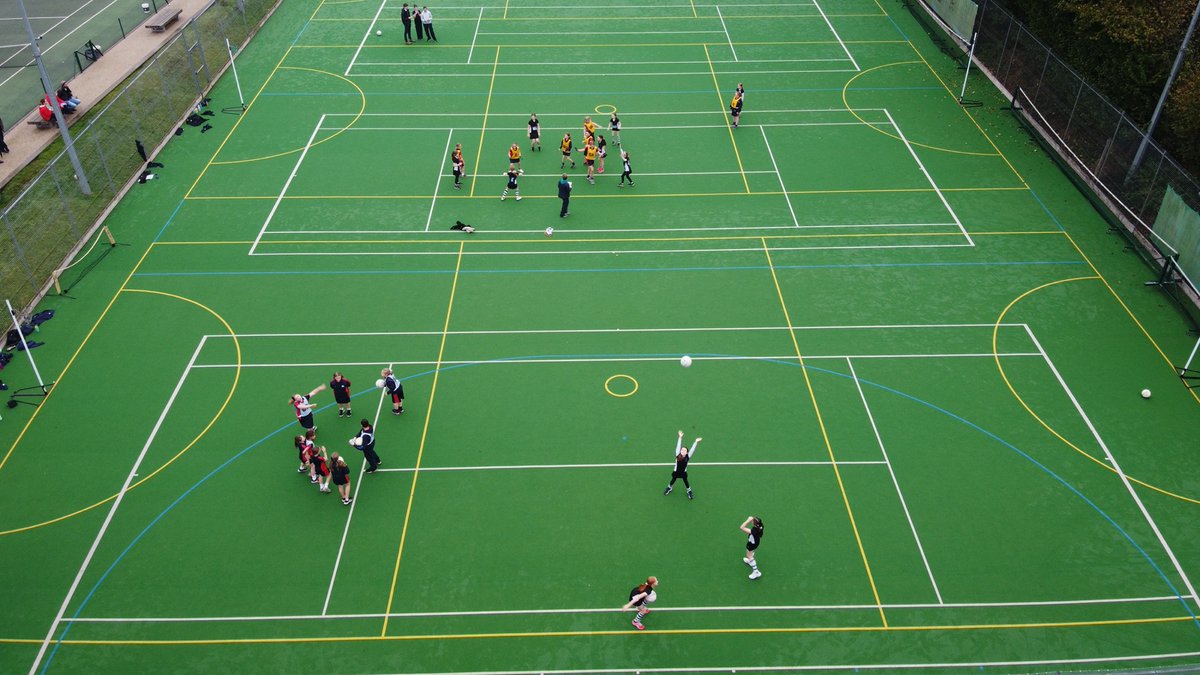 Amesbury School Hindhead tweet media