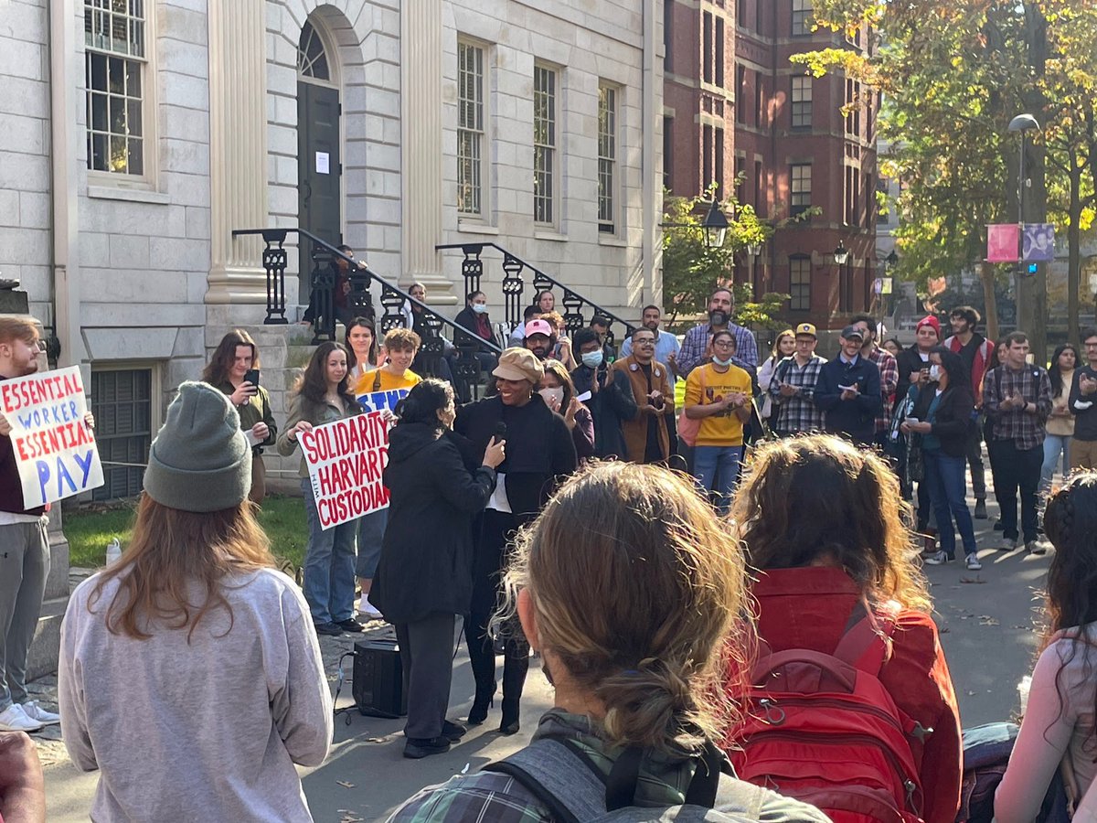 Ayanna Pressley tweet media