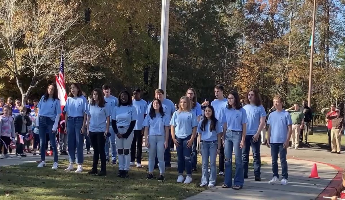 JCHS Chamber Choir sang the National Anthem at the Heritage Elementary Veteran’s Day Parade!  Thanks for the invite! #mcslearn #proudtobeajet #jchschamberchoir #futurejets