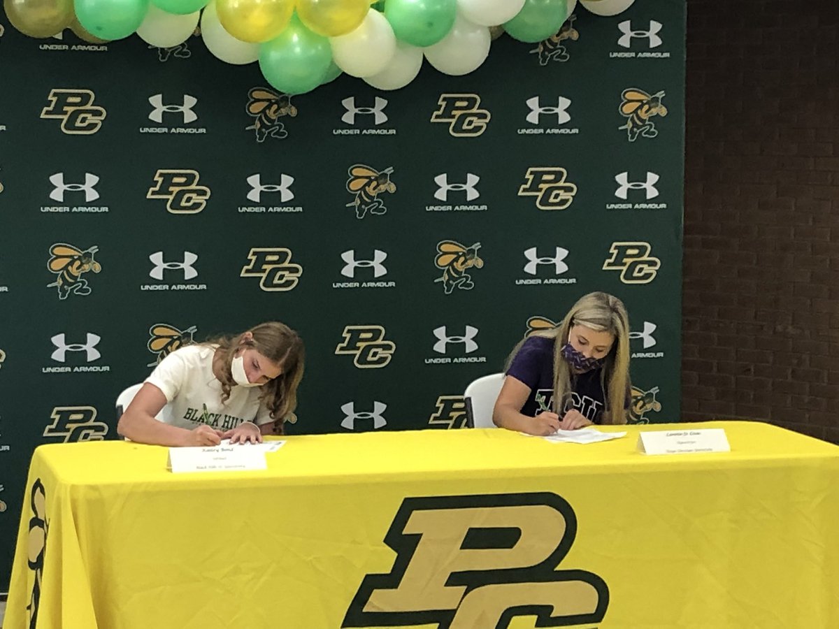 pch_hornets's tweet photo. Congratulations to @pch_hornets Kailey Bond (SB @BlackHillsState) &amp; Lannie Jo Lisac (Equestrian @TCU) for signing NLIs today!!! We are so proud! @CHSAA @ChieftainNews @ChieftainPreps @pueblod70 @downs_den #hornetpride https://t.co/uMjTbXEGYs