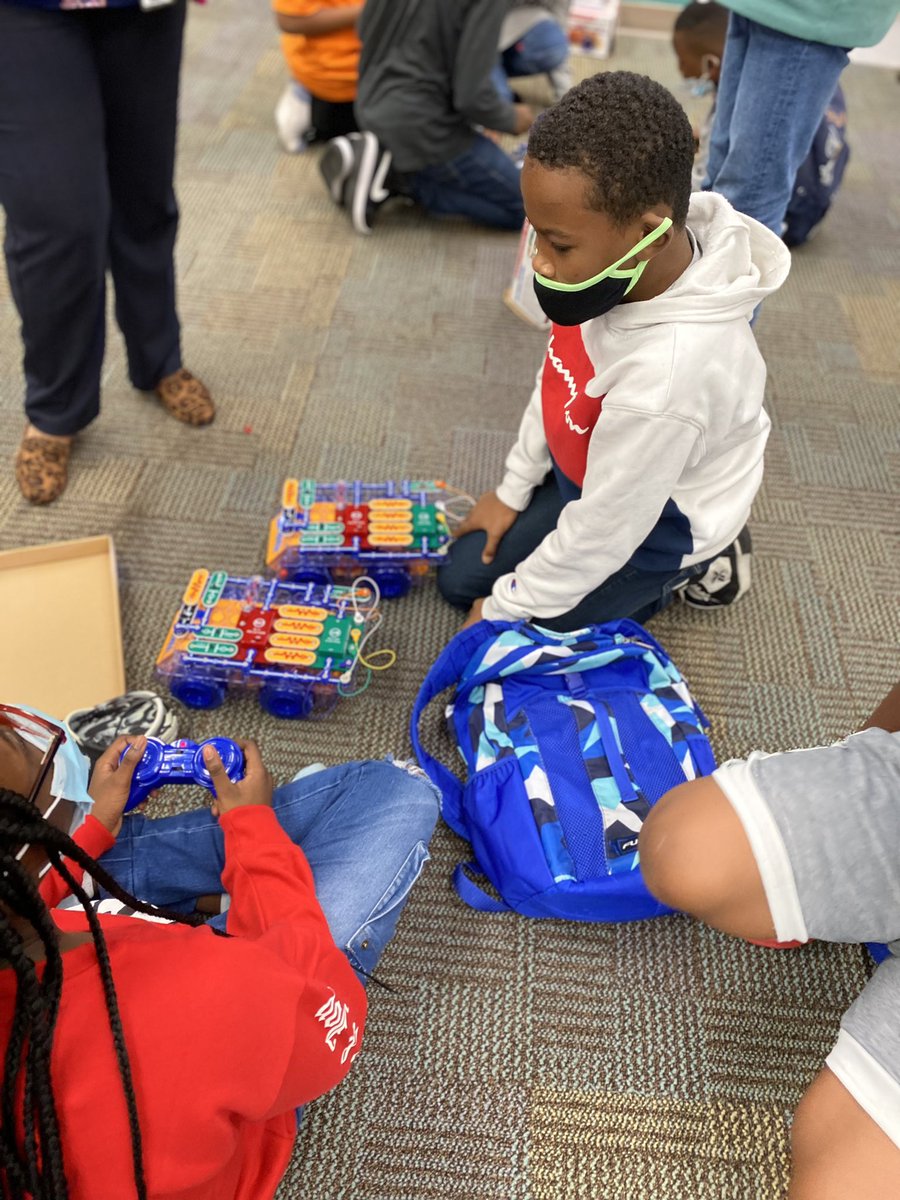 Another successful STEM Wednesday! This time they built RC SnapCircuits cars and raced it. Thanks to <a href="/AboveChange/">AboveAndBeyondForChange</a> they finished class with a pizza treat.