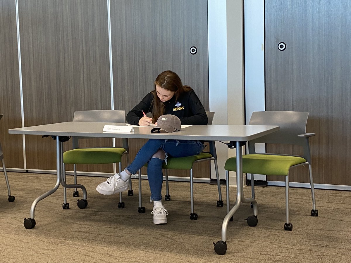 It’s official! I’m so excited to be a arrow! @UCSoftball1