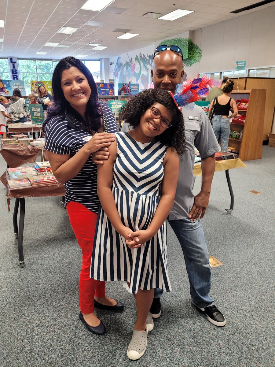 Jenny Mullins tweet media