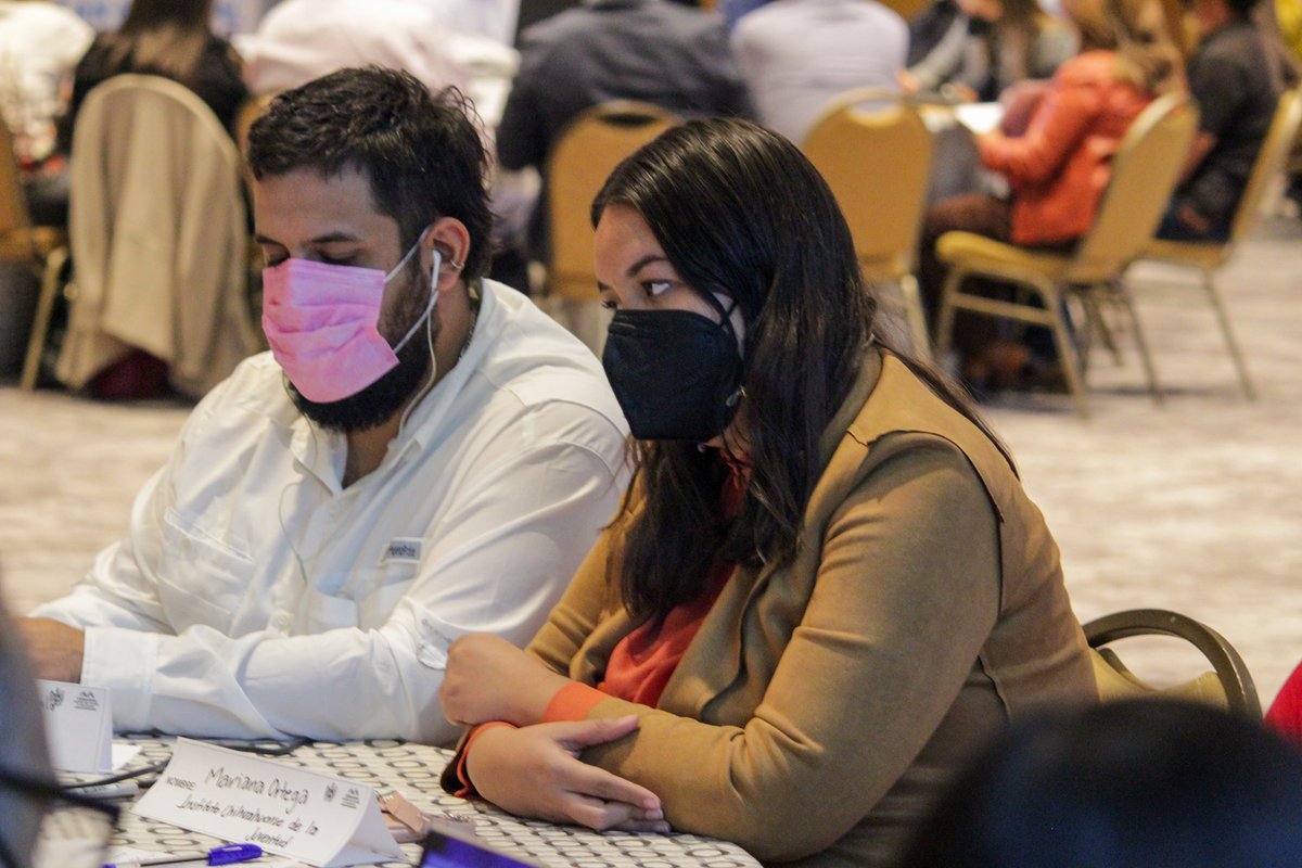 JuventudChih's tweet photo. Está mañana participamos, en representación del Gobierno del Estado de Chihuahua, en la mesa de juventud de los foros de Consulta Ciudadana, organizados por el Gobierno Municipal de Chihuahua. https://t.co/CzFARDQRzf
