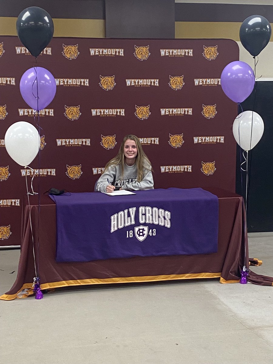 WHSLadyWildcats's tweet photo. Congratulations to Riley Grable who signed her NLI today for @HCrossWSoccer Best of luck in all of your future endeavors. @sports_ledger 

#Catson3 https://t.co/1rMeKvGnpJ
