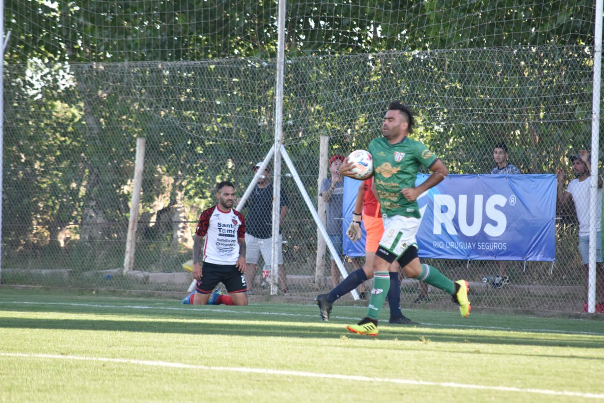 DepGuaymallen's tweet photo. FINAL DEL PARTIDO | Guaymallén cayó 2 a 1 frente a FADEP y terminó su participación en la Copa Leopoldo Jacinto Luque. El gol del Cacique lo marcó David Pizarro.

#VamosCacique🇮🇹 https://t.co/rRc5WDWKnV