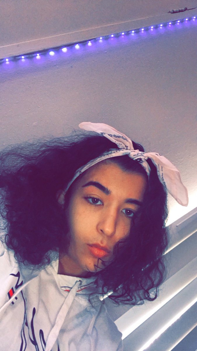 frickwkalin's tweet photo. #onlyfans #cashapp #ContentCreator #babygirl #SellingContent add me on snap 😜😜 https://t.co/X8beHNfWhU