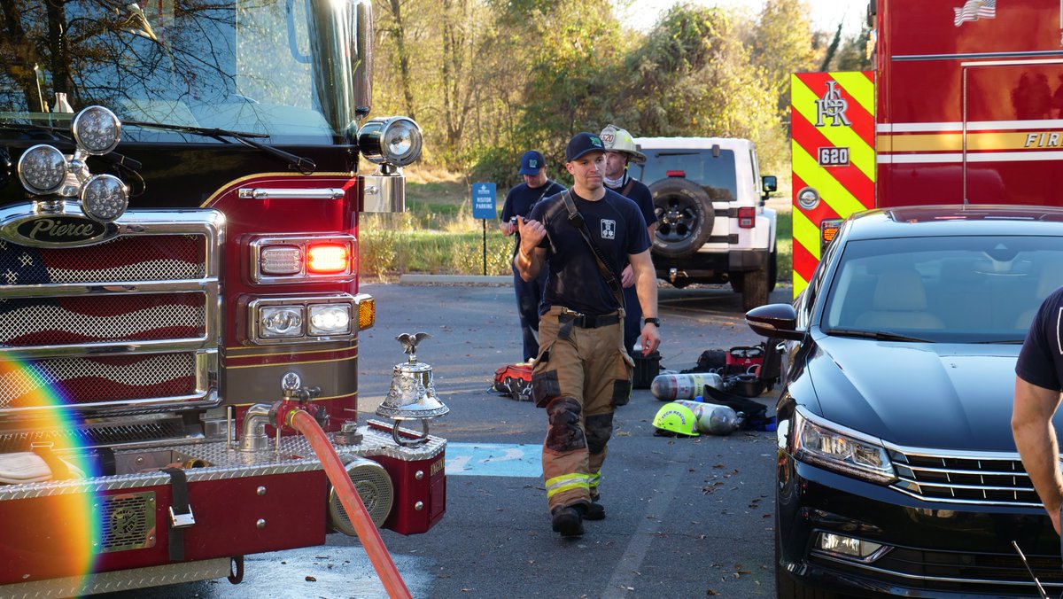 Loudoun Fire Rescue tweet media