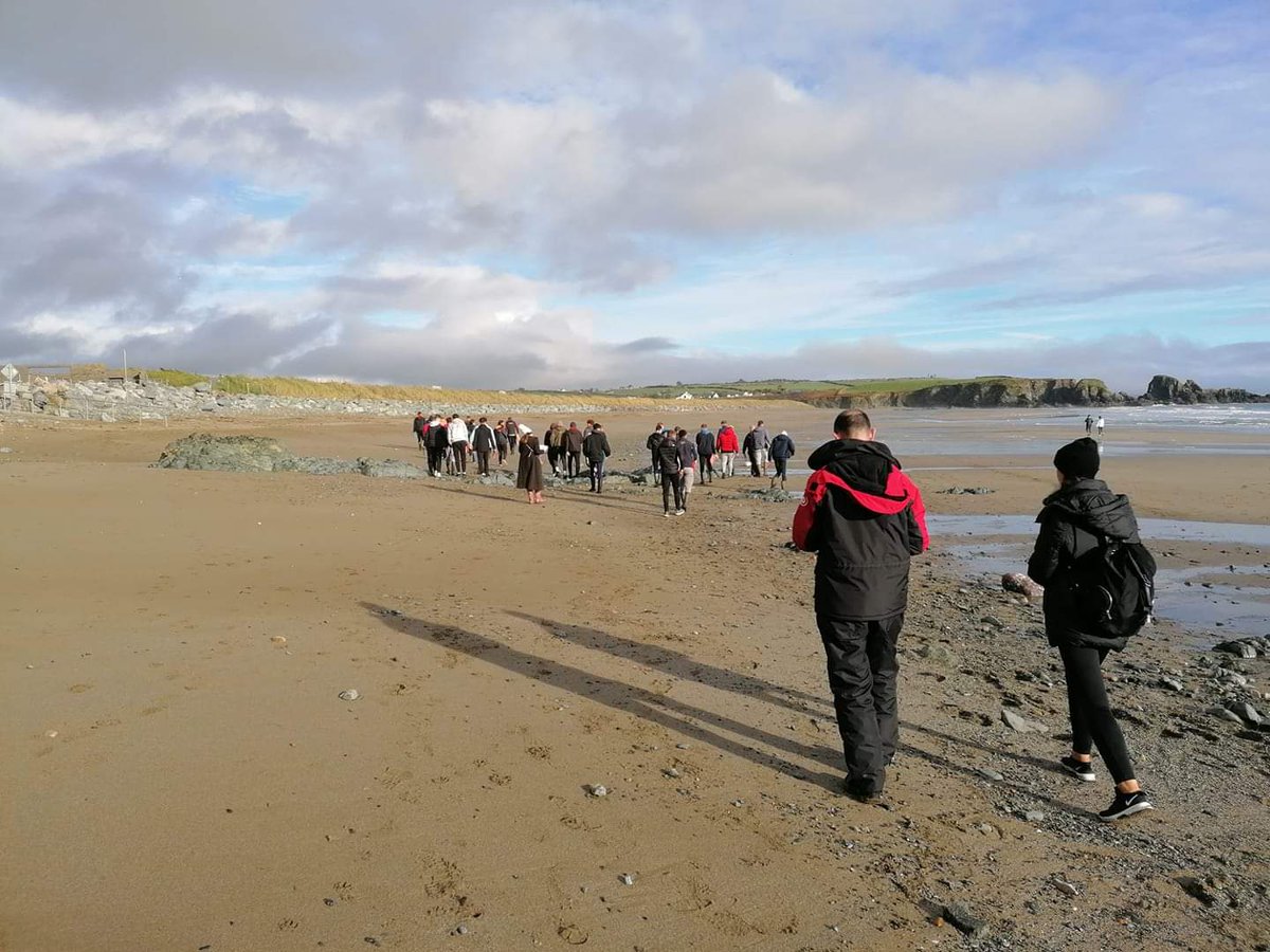 We love working with school groups!
We were delighted to facilitate a #geological investigation workshop with an enthusiastic group of leaving cert students from Tipoerary today.
#STEM #coppercoast #Waterford