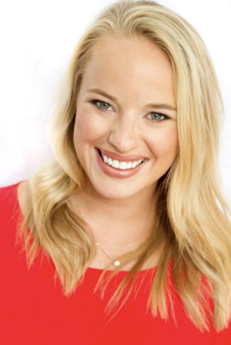 DISEorg's tweet photo. We are thrilled to have @JulieAnnDobbs from the Mom Game Podcast and KTCK The Ticket emcee #FastPitch21!
The final countdown has begun... Do you have your ticket?! https://t.co/XhKIaa7DBU