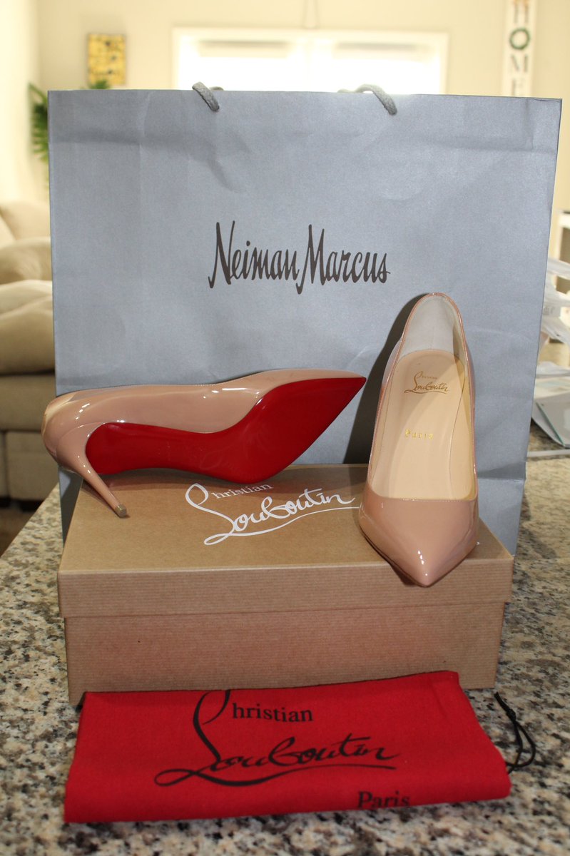 _desiraeg7's tweet photo. Today has been a great day all around got accepted into grad school and my mom gifted me my first pair of Louboutin‘s! 🥰🥰 https://t.co/dCAf6Jim0N