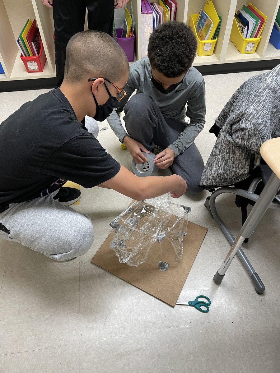 JenHolbrook218's tweet photo. STEM is happening in fifth grade!  Our “bolder builders” created tents that had to withstand wind, rain, and hail.  All were successful! #LincolnPrideWCS @warrenschools https://t.co/rBDW4Bd9Y1