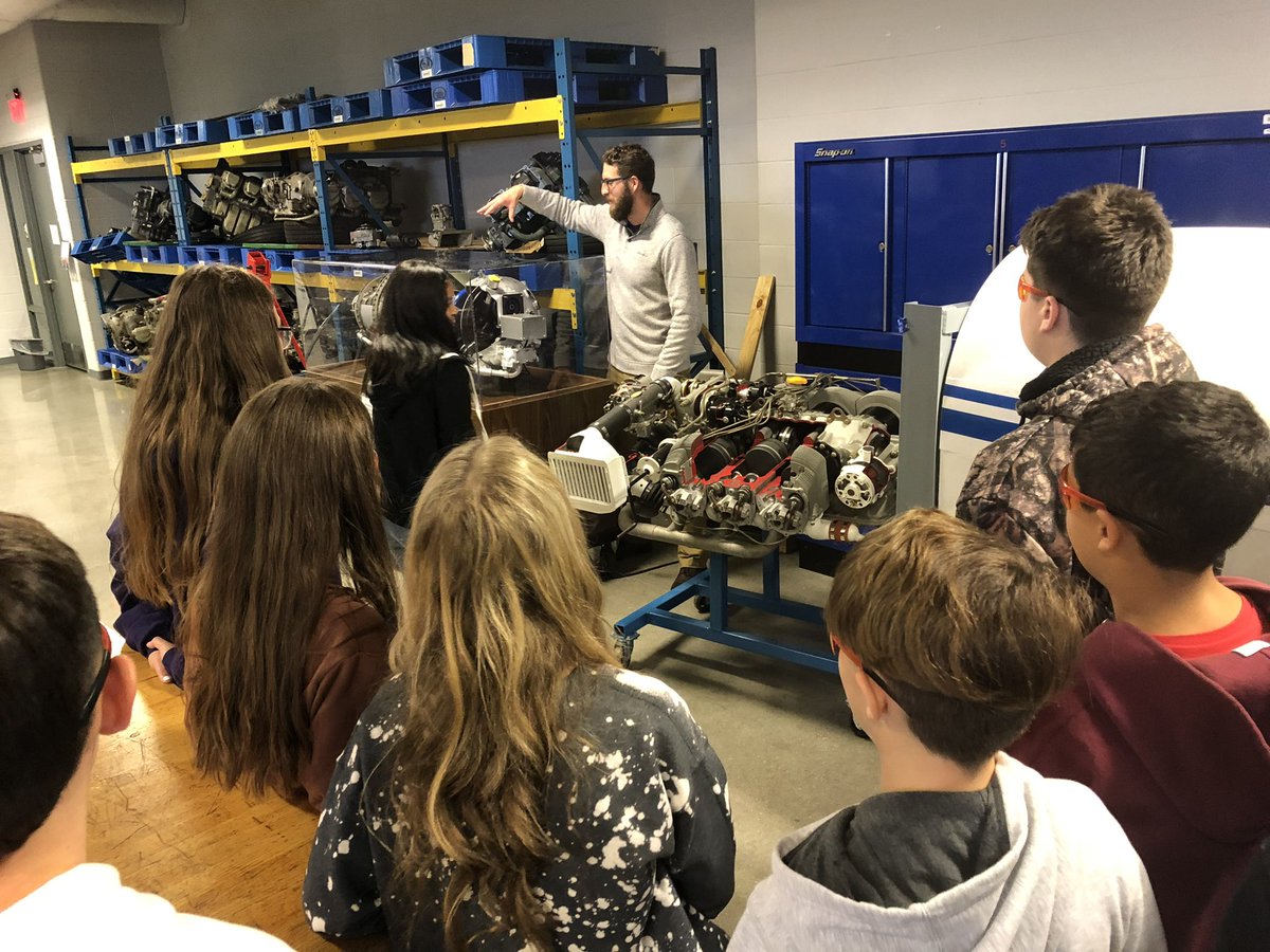 PHMSCrusaders's tweet photo. Our 7th grade students visited @wsutech today to learn more about post-secondary options. What an awesome opportunity! Thank you to Mrs. Maury and Mrs. McElheny for organizing the trip! https://t.co/iWgJHFBlAY