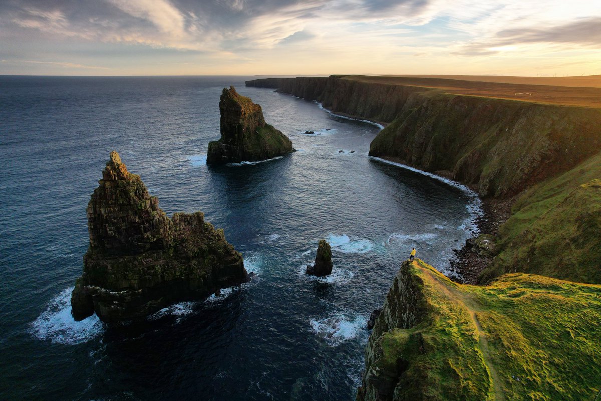 csa_adventure's tweet photo. The magnificent sea stacks at Duncansby Head seen from my DJI Air 2s #drone #duncansbyhead #caithness #scotland #nc500 @NorthCoast500 @VentureNorthSco @VisitScotland @DJIGlobal https://t.co/8PgldDGprv