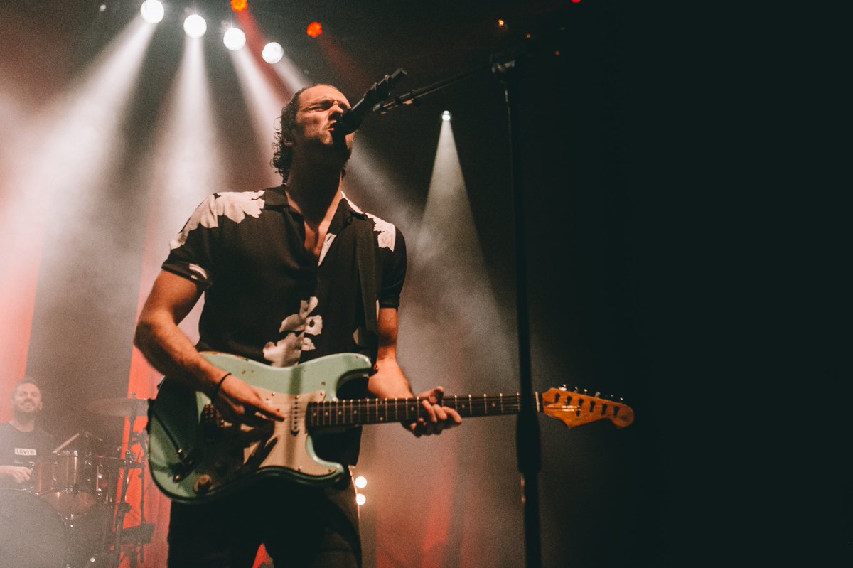 AnnaBrantPhoto's tweet photo. absolutely smashing it @AndyBrownMusic 

@LawsonOfficial, 

/ @o2sbe / 21.11.06 https://t.co/zlxrdduxKy