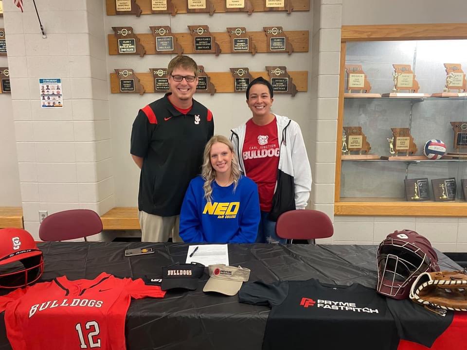 Carlsoftball's tweet photo. Congrats to Allison Plumlee on signing with NEO softball today! We are proud so proud of you Allison! https://t.co/yJ02XVJDOe