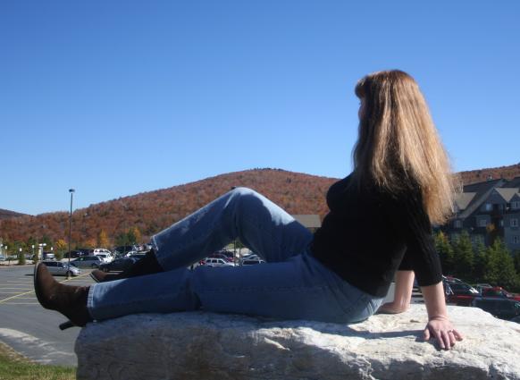 MrsMichelleG02's tweet photo. #IfICouldGoBackInTime
I never would have wore these awesome boots on concrete floors. They're were the beginning of my back troubles. (Still have them for memories though.) https://t.co/4sCxYErext
