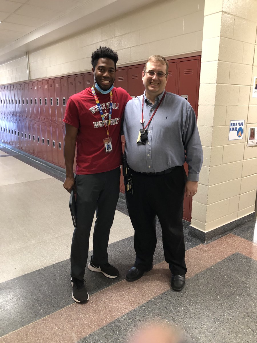 WKMSHawks's tweet photo. Congratulations to our teachers for receiving positive referrals from students and fellow teachers. Great job and proud of you. #L1OnwardAsOne https://t.co/Y1gZve4usJ