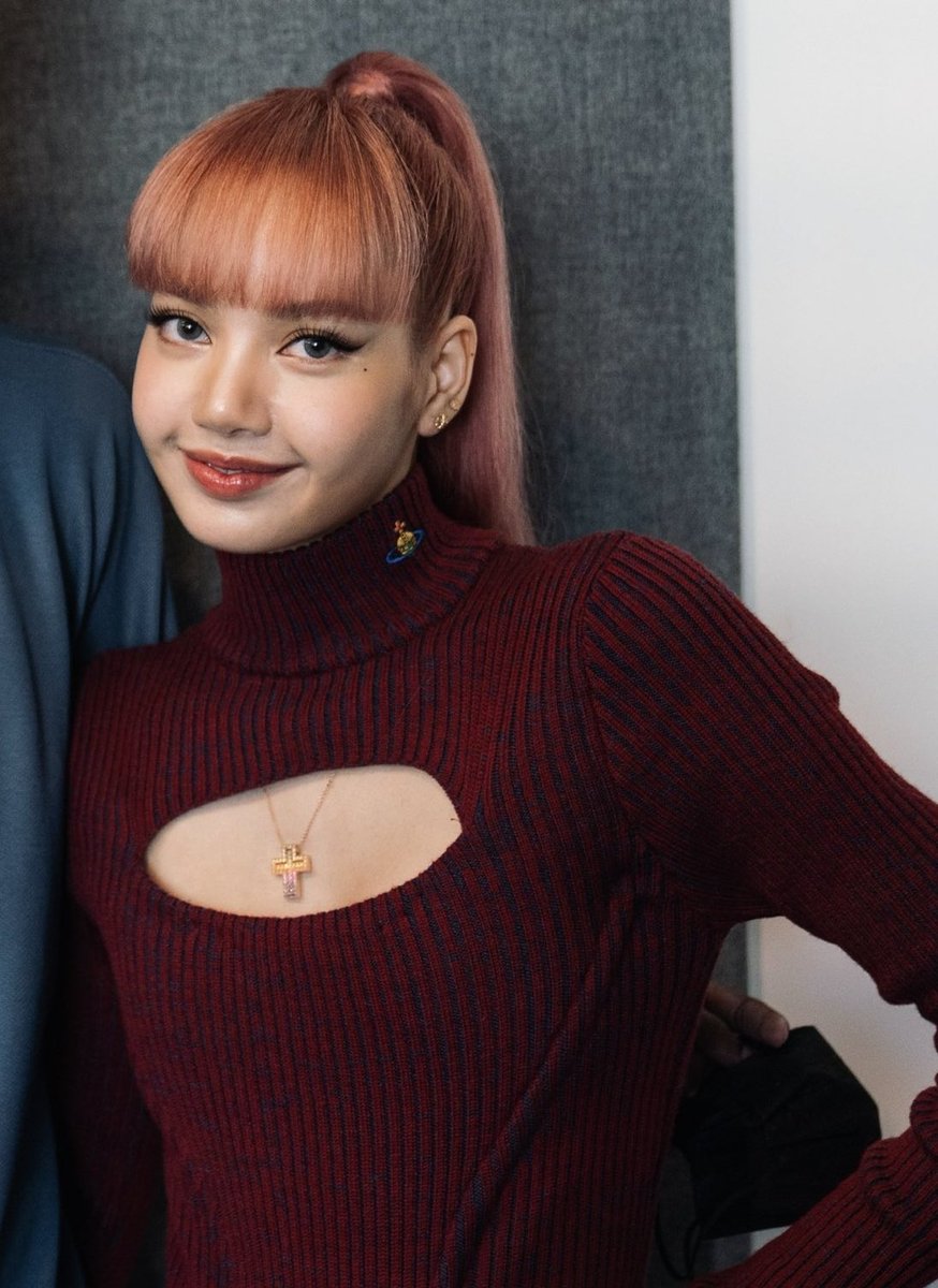 lisa pics tweet media