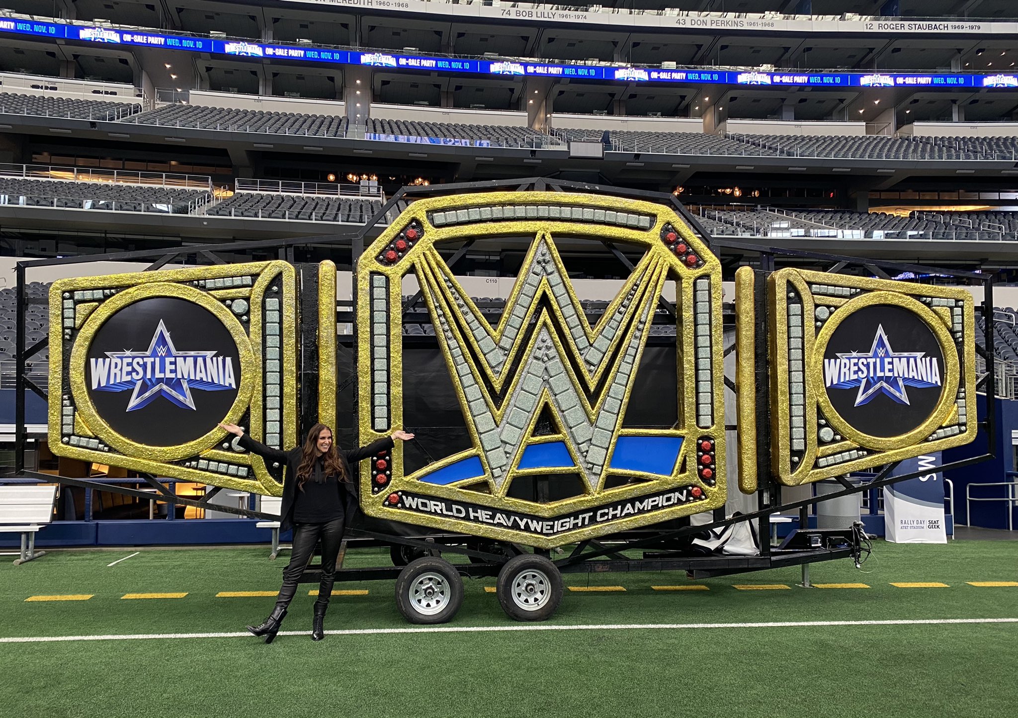 Photos From WWE Wrestlemania 38 Pre-Sale Party; The Undertaker Attends 6