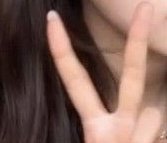 catarenjun's tweet photo. son 2 fotos diferentes y diferente ángulo pero al final es la misma chica, siento que esta es muy fácil jeje
15 minutos! https://t.co/kmT7neMqLi