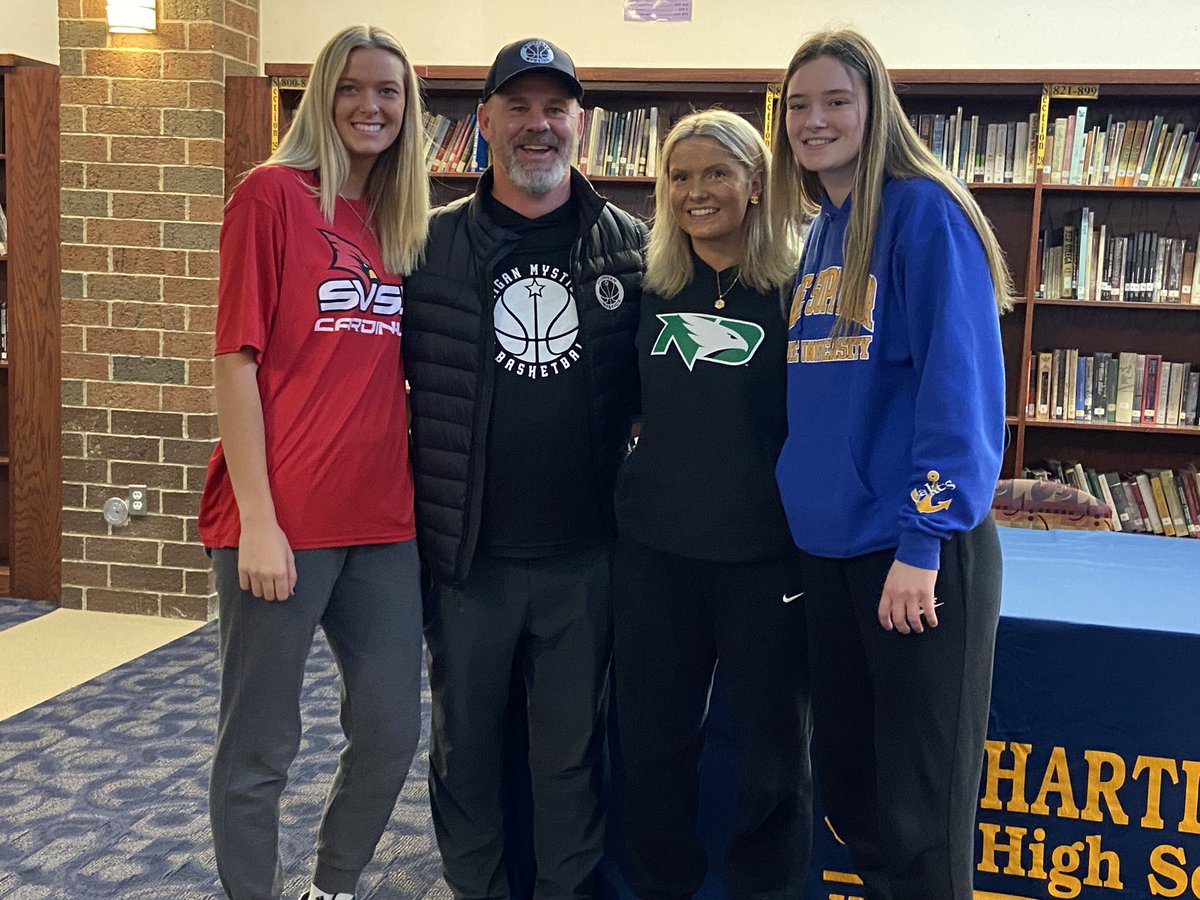 This trio right here Will be missed greatly. @amandalynroach North Dakota <a href="/LaurenSollom/">lauren sollom</a> Saginaw Valley and <a href="/graceymetz/">Gracey Metz</a> Lake Superior are going to kill it at the next level! Blessed to have been a part of the journey.