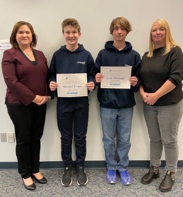 ChaplinColette's tweet photo. @RmsMiddle Take our Kid to Work Day! A couple of RMS students Mitchell Evans &amp; Cole Mishaud @GraybarCanada https://t.co/pH5hUIhb6e