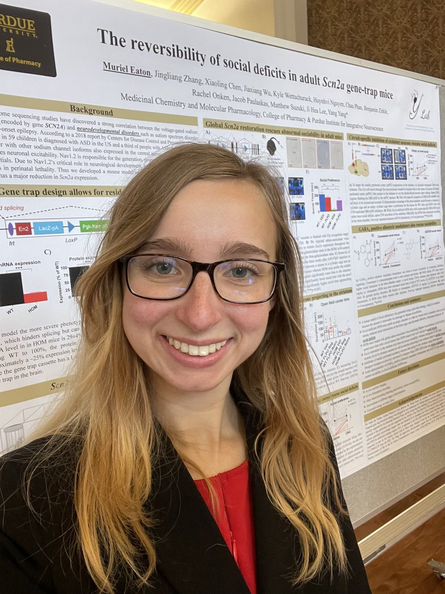 Murladriel22's tweet photo. Had a great time presenting my SCN2A work at the @purduepharmacy Research Day representing @YangYangPhD and @Purdue_MCMP! Very honored to receive the Jenkins/Knevel Award for Outstanding Graduate Research! (Mask was removed for the picture when others not around) https://t.co/S5RCqg84b7