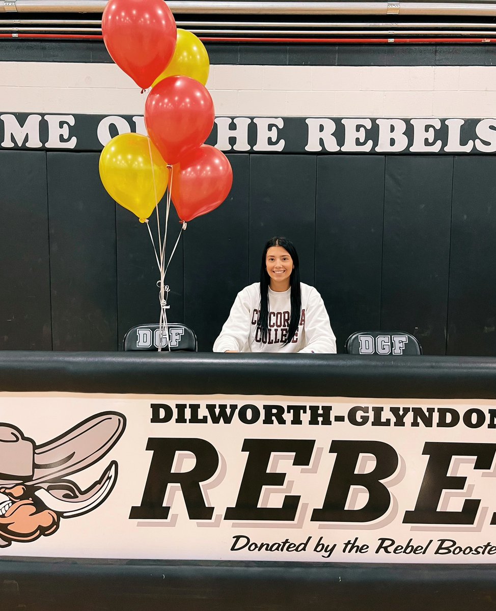 LeitnerMallory's tweet photo. Signing day!!🌽 #rollcobbs  @cobbervb @CobberSoftball https://t.co/h4NffD71rK