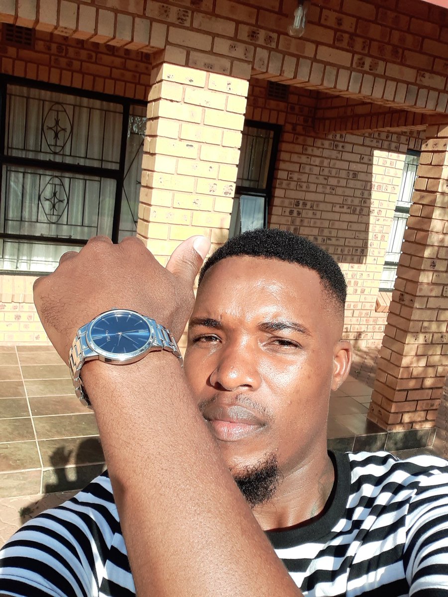 Piet_Masemola's tweet photo. How It Initially Started🌞🌝🌈
Versus How it's Currently Going🧡💛
...I Mean Going Going.📸💦
#PortiaMSkinCare
#RefuseToGlowAlone ✨✨✨✨
#10YearsOfPortiaM
#PlugHimIn
@PortiaM_Skin https://t.co/HXoiZPTJ30