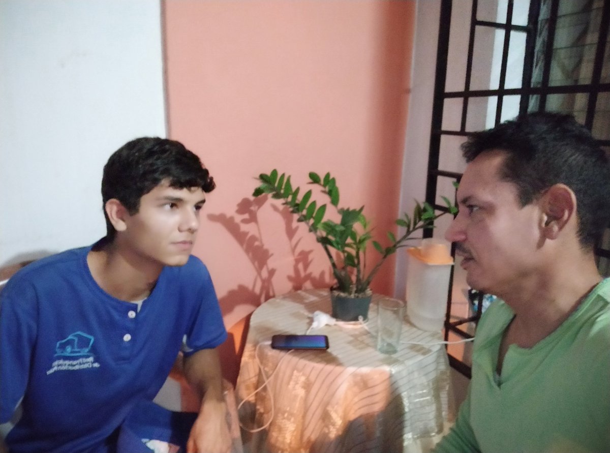 Jhonny326Lara's tweet photo. #Aragua Seguimos trabajando.  En esta oportunidad reunido con Maker Dos Santos (@jmakerds) Representante de @VenteAragua en San Joaquín de Turmero, Mcpio. Mariño. 
Nuestro Propósito es desarrollar ideas que funcionan.
 #Vinculate con @AsoCiudadanasVV #RescatemosLaLibertad https://t.co/da5nmv1V8x