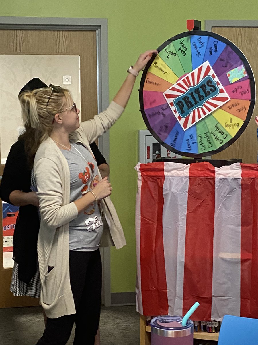 I am grateful for these learning leaders <a href="/BexleyElem/">Bexley Elementary School</a> When learning is fun, it stays with us forever! 📚🥳 TY <a href="/Mrs_Wades_Class/">Melissa Wade</a> for giving us the teacher role in the months learning! #BeTheLight #Gratitude #ERDprofessionaldevelopment @POEKPOE @DaraTuc72075515 <a href="/EducatorMorris/">Bailey Morris</a>