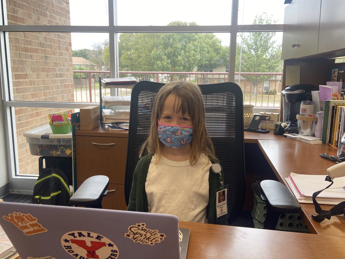 ccgreer28's tweet photo. STEM week: When a precious kinder friend says she wants to be like you when she grows up, you give her the full principal experience. Meet future principal, Miss Ella Grace! She is going to change the world! #risdpoweroflove #RISDSTEMweek21 @yaleroadrunners @RISD_STEM4All https://t.co/prYmv6Yhha