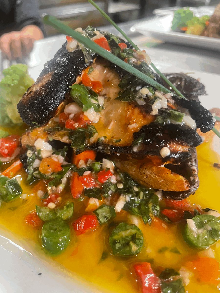 Chicken al Carbon! Marinated &amp; roasted quarter chicken, Chile-basil vinaigrette, roasted fingerling potatoes with romenesco &amp; carrots. On the Fresh Sheet tonight! fatolivesrichland.com/items/chicken-…