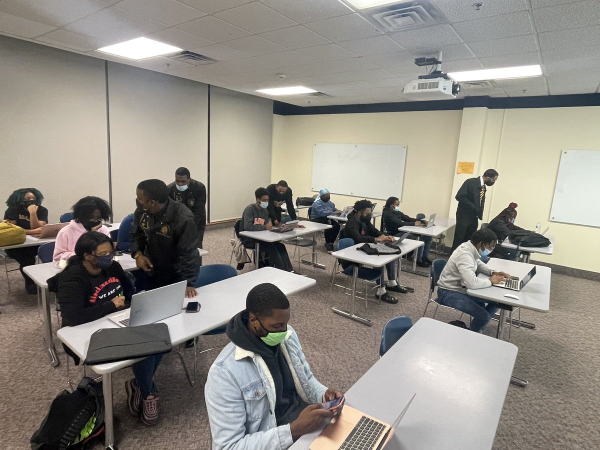 TAU1917's tweet photo. We want to thank everyone who came out to be part of our Microsoft Ephiciency event! Here is a recap of the event! https://t.co/schUfBeMku