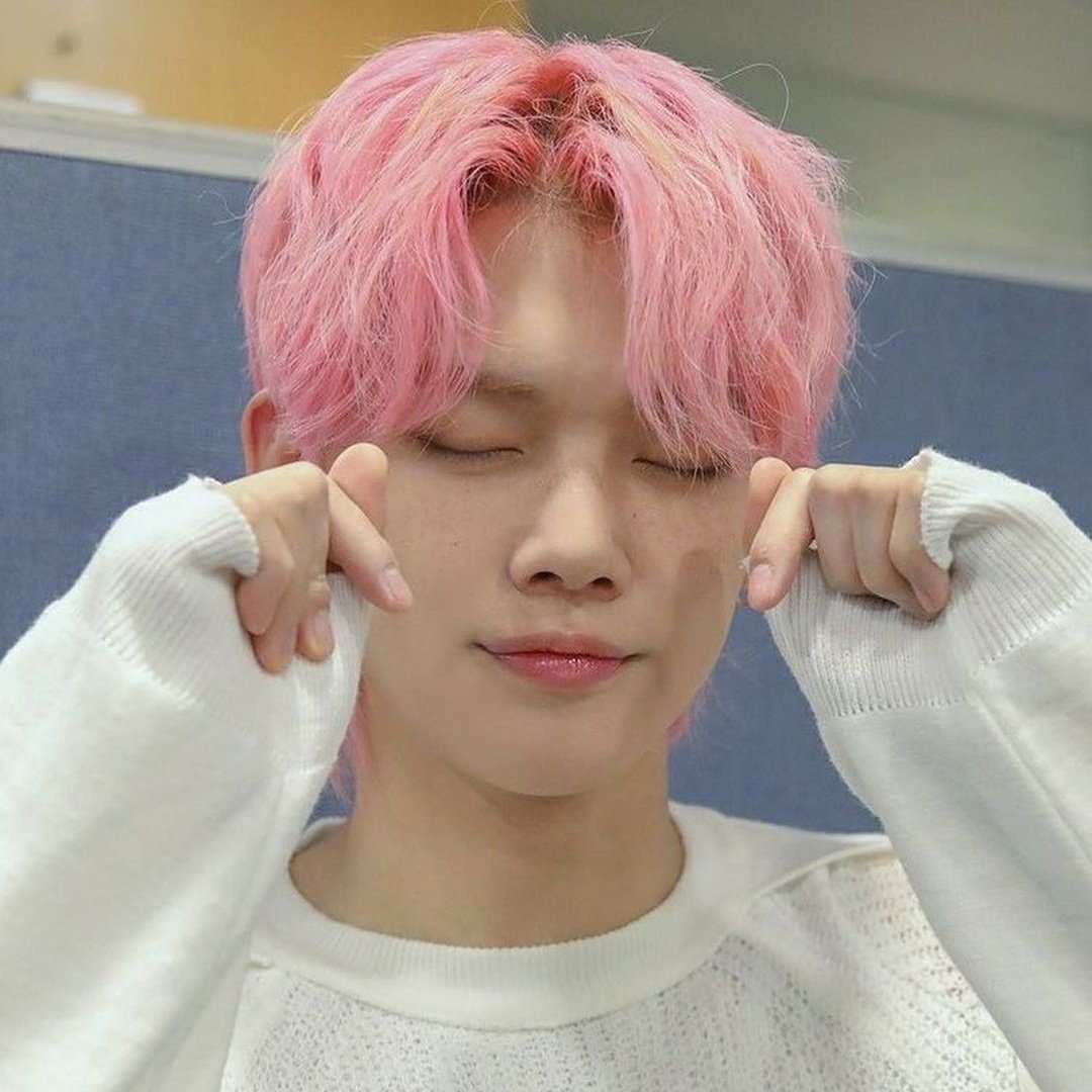 yawnzzncr's tweet photo. ⎙ seu rolo de câmera se você namorasse yeonjun; a thread. https://t.co/bPj4KHx1fe