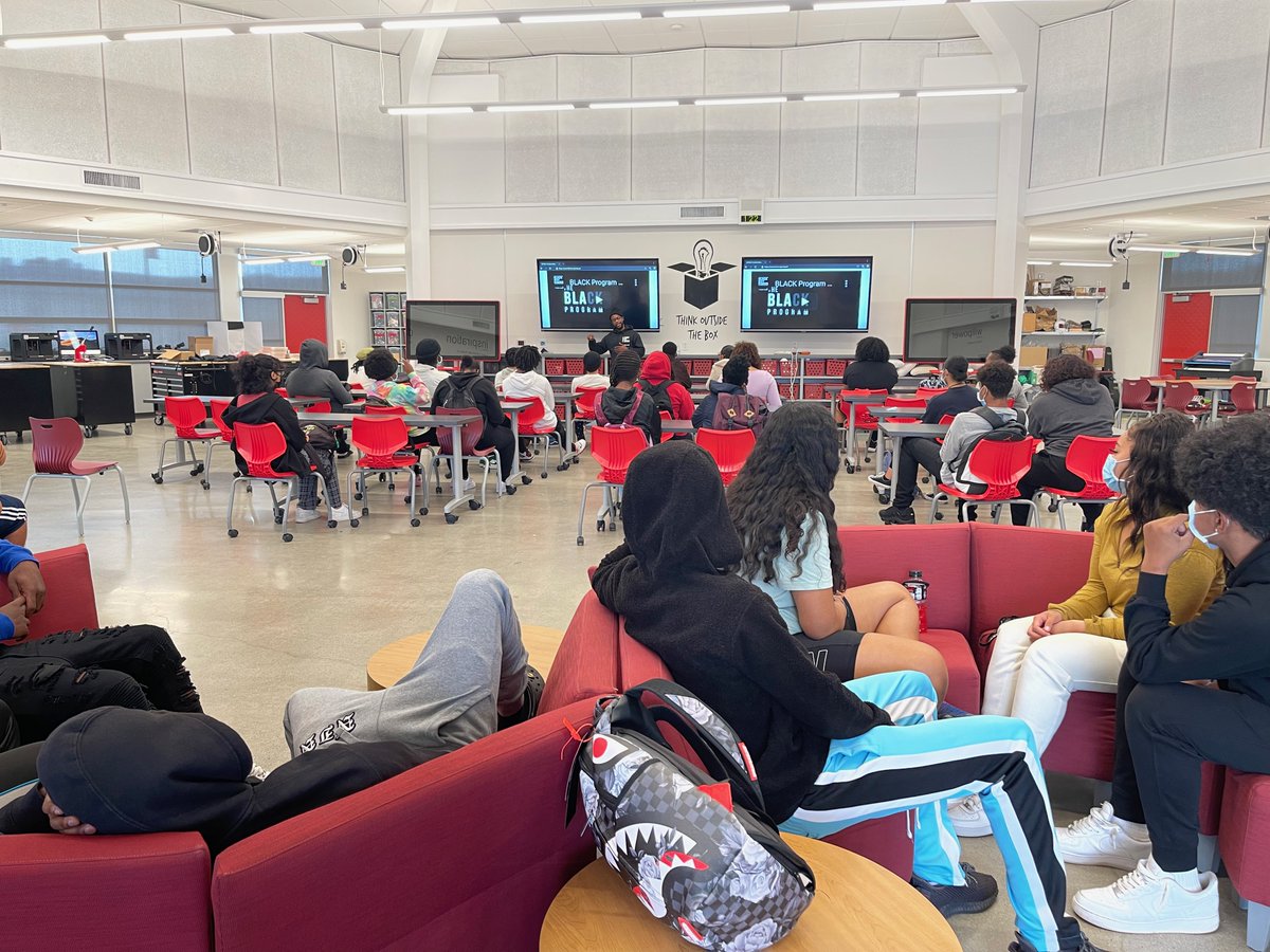 mpusdway's tweet photo. Check out @Tysonamir at Seaside High School speaking to students about his BLACK program focused on advancing access to Black History education.

@mpusd_now is launching this new initiative for students at @SeasideHigh @MarinaHighASB @MHS__IB 

#BLACKprogram #BlackBoyPoems https://t.co/cI8LFkijLh