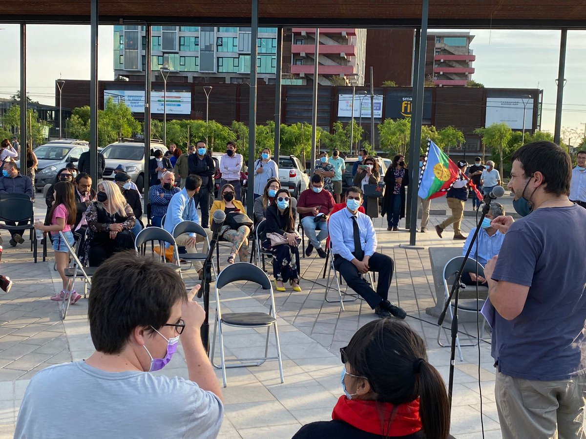 csaenzca's tweet photo. Programa en Terreno de @ProvosteYasna hoy en Pedro Aguirre Cerda, conversamos de Pensiones, Pymes, Transporte, Vivienda y Educación
#AhoraYasna
#Programaenterreno https://t.co/BiJG8Y0Luy