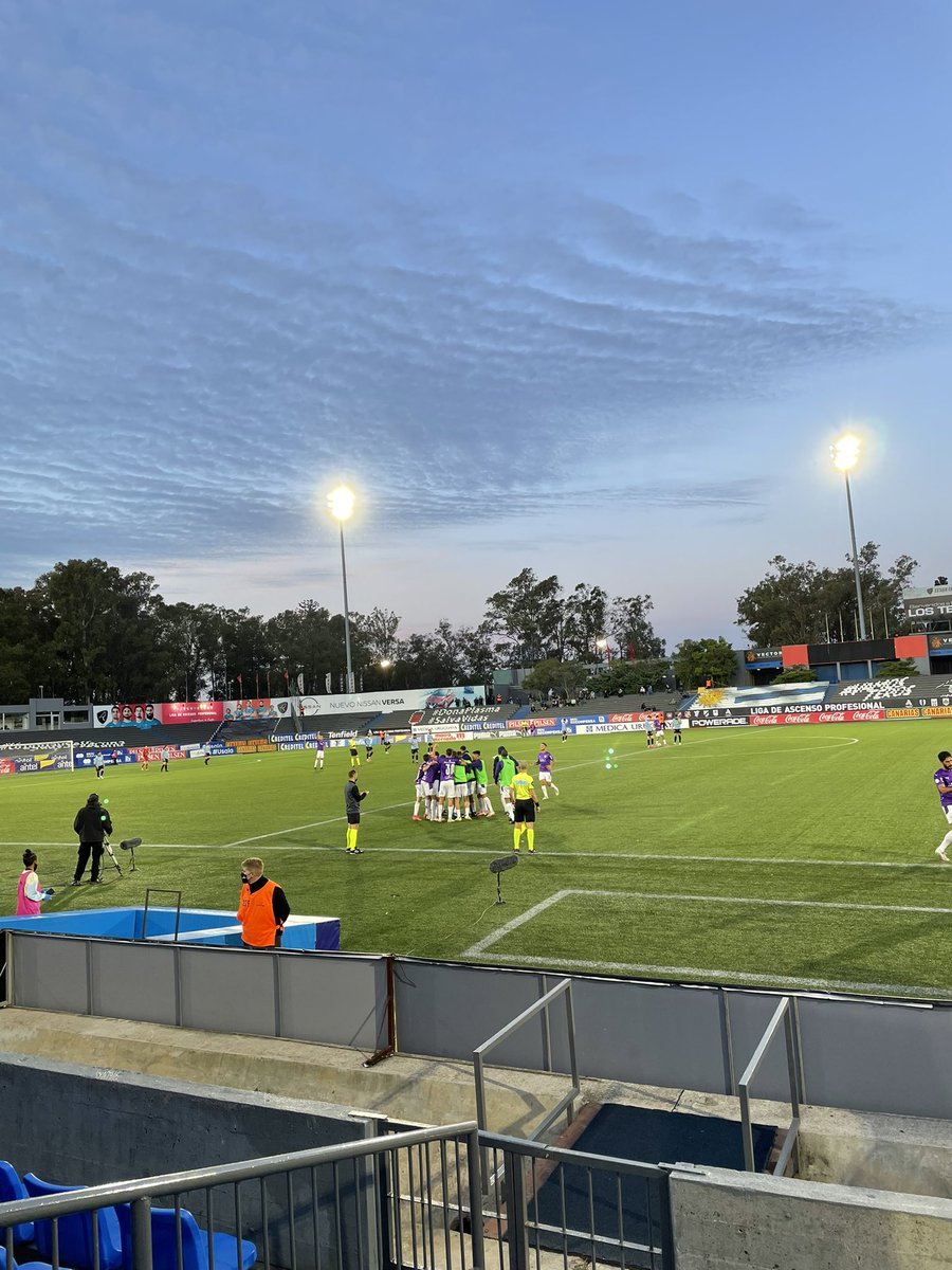 Pensar que trajimos 17 jugadores para tapar a los pibes de formativas. Mi dios. Quiero lejos de mi club a los que tomaron esa decisión… ¡los pibes de Pichincha, señores!
