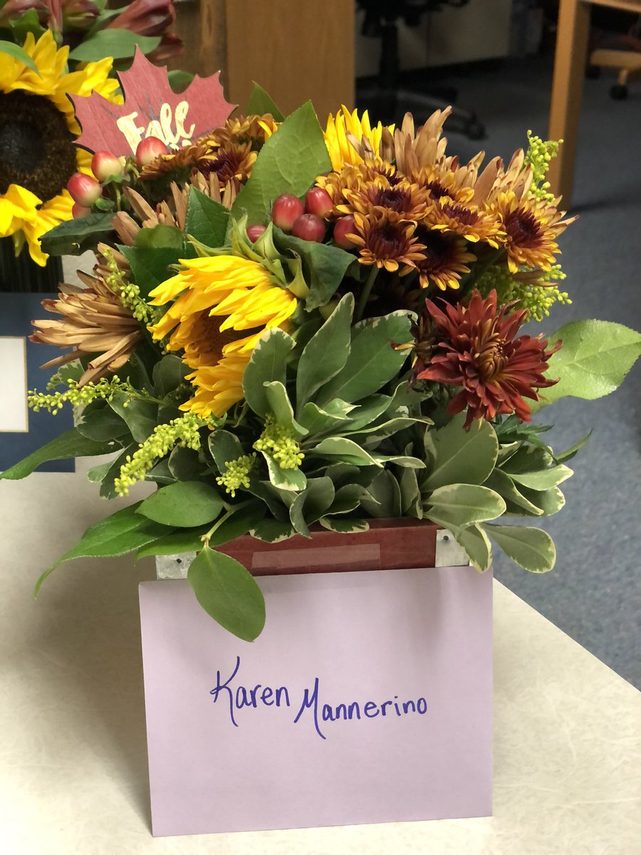 Thank you to the Sherwood PTO for the beautiful flowers for #SchoolPsychWeek!   <a href="/SherwoodPandas/">Sherwood School</a>