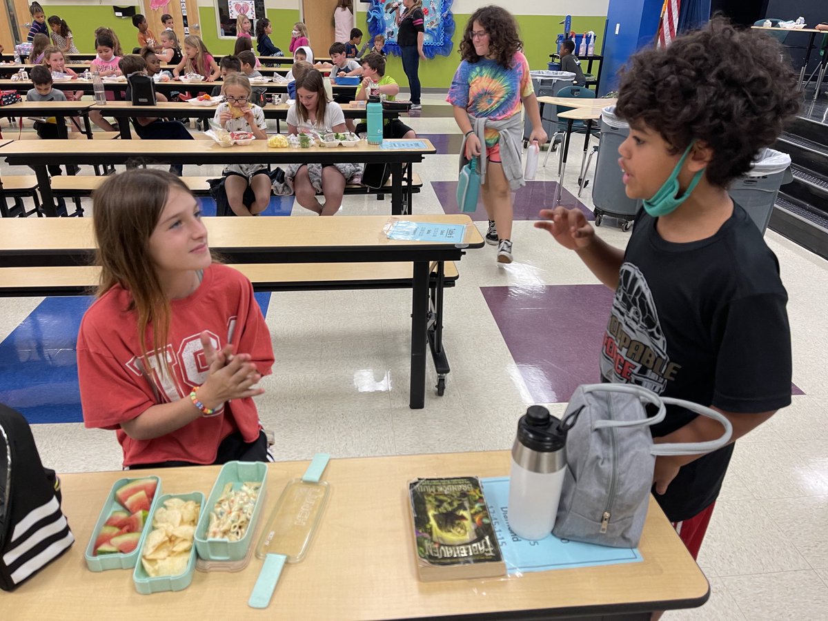KarkoshKelsi's tweet photo. These Fifth grade Quails were SO excited to talk about their science experiment at lunch today! Way to build the love &amp; excitement, ⁦@Ldarby9⁩ #QHES #GoQuails https://t.co/QNVzagIdRb