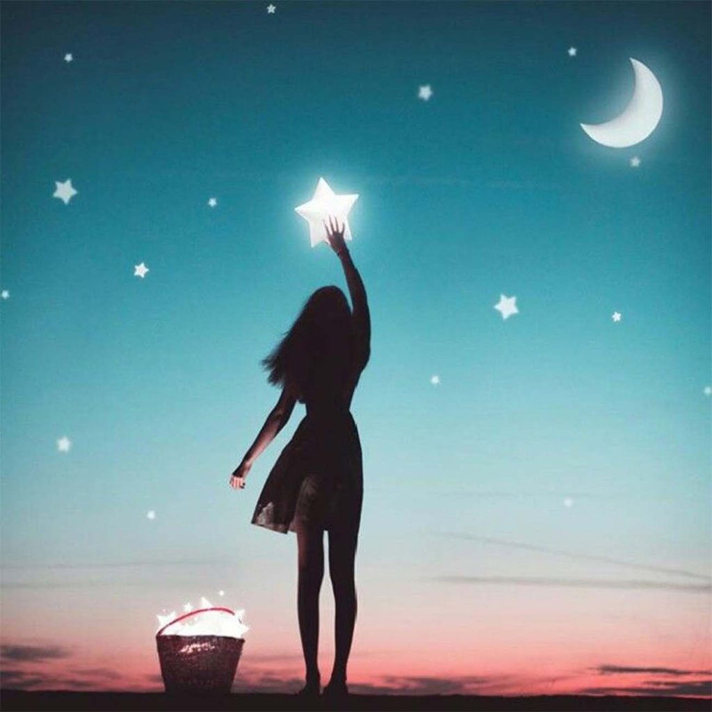 Regina_di_cuor1's tweet photo. La notte è la più brava
ad accogliere tutti i gesti 
che si fanno #perAmore. https://t.co/hMB7jZFVdp