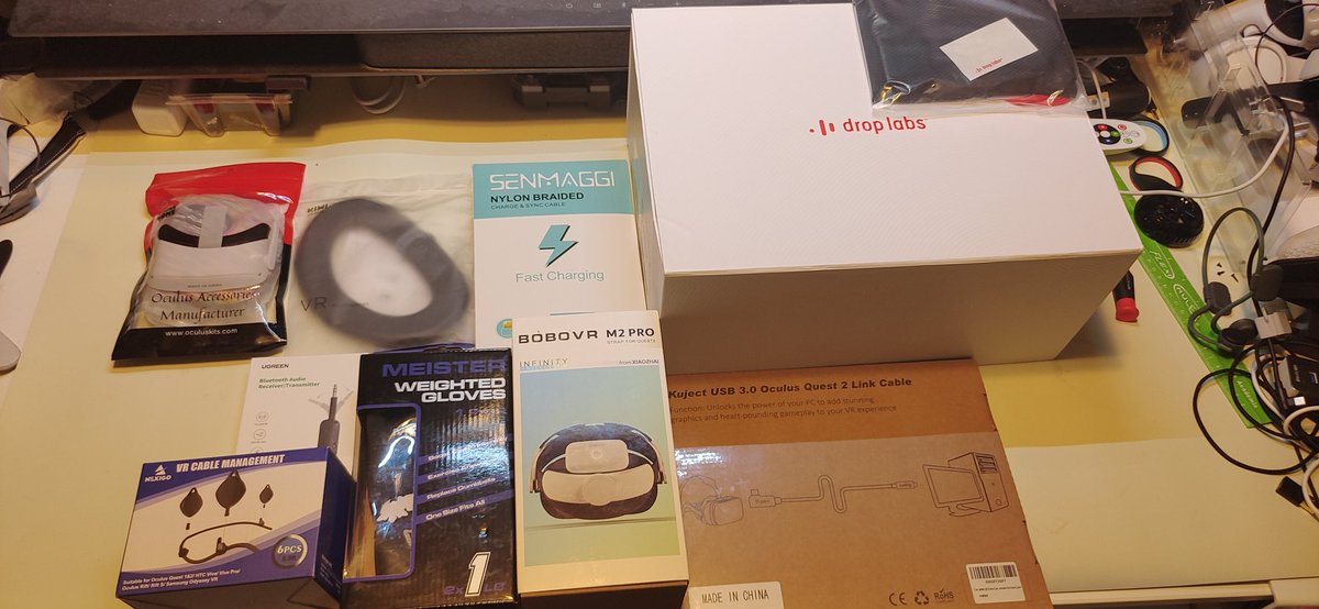 xyberknight's tweet photo. Arrivals for testing w/ @Oculus @Meta Quest2
@letsnexigo VRCableManagement
@xsuperhome EyeMask
@bobovr_official M2ProStrap
#Kuject Link Cable
@kiwidesign02 ElitePad
@DropLabsEP 01 M14+LL kit
#Meister Pair 1 Lb WeightedGloves
#Senmaggi USB Cable
@Ugreen_Official BT Tx+Rx
RT https://t.co/xuNLrDtVt8