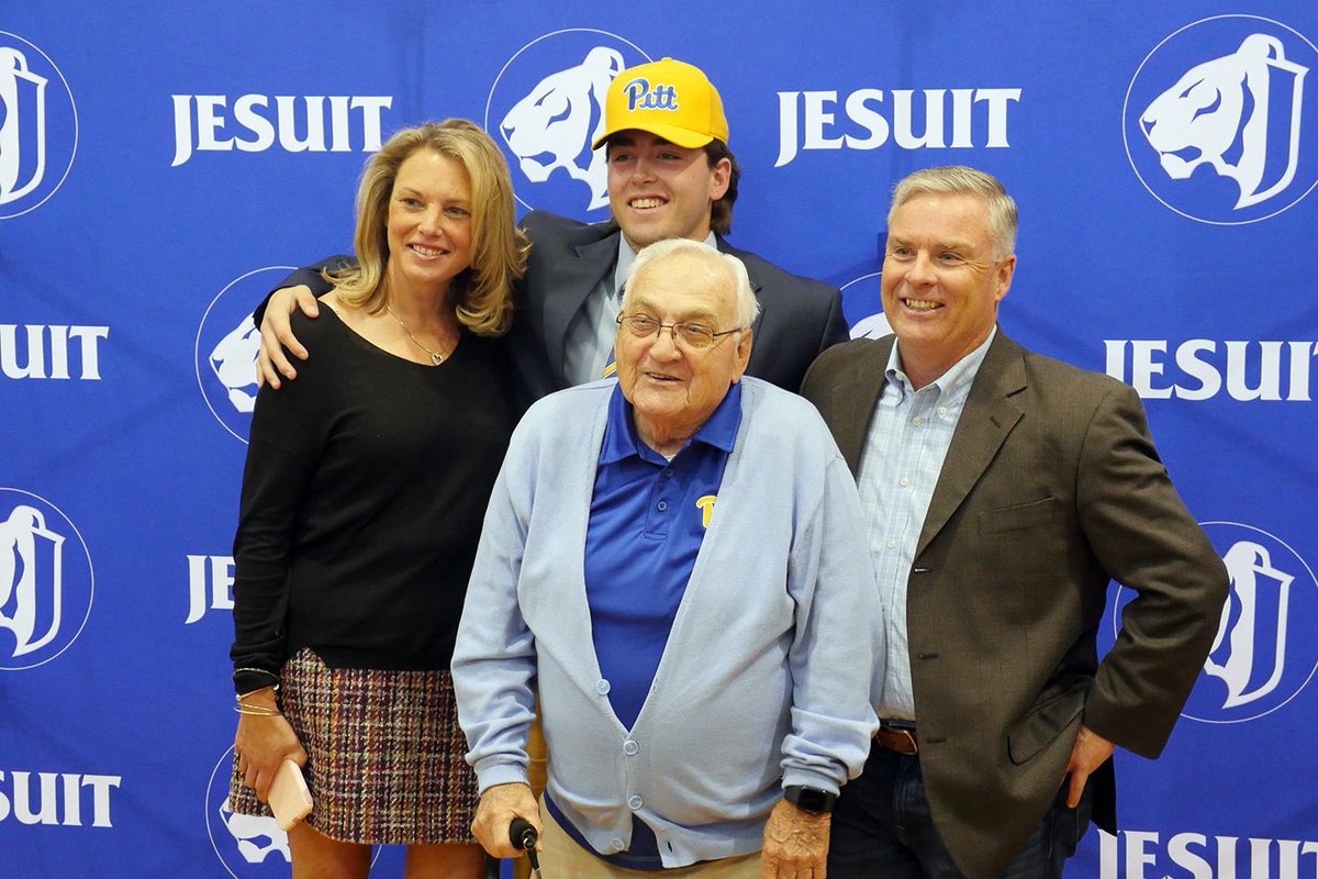 NesslerAJ's tweet photo. Beyond blessed to officially be a Pitt Panther!! Cant wait to get to work! #H2P #BurghBound @Pitt_BASE https://t.co/TIx9kbk7SP