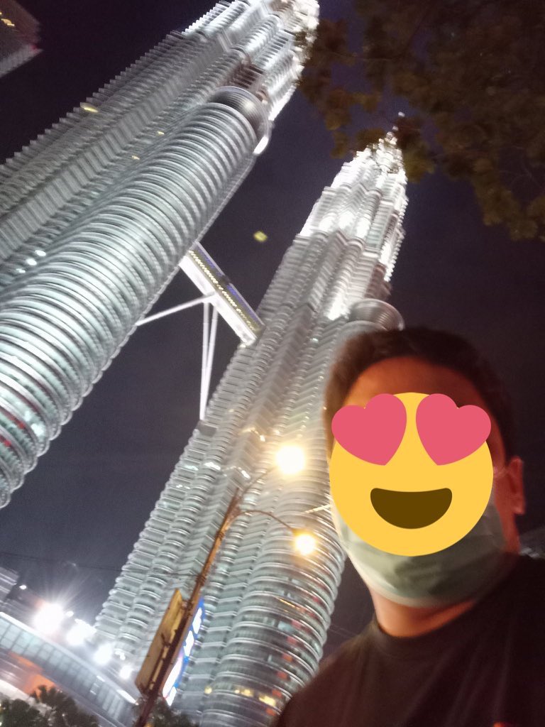 YobJelebor's tweet photo. Selamat pagi dari kotaraya. #SubuhRun https://t.co/CtZ4e69Uku