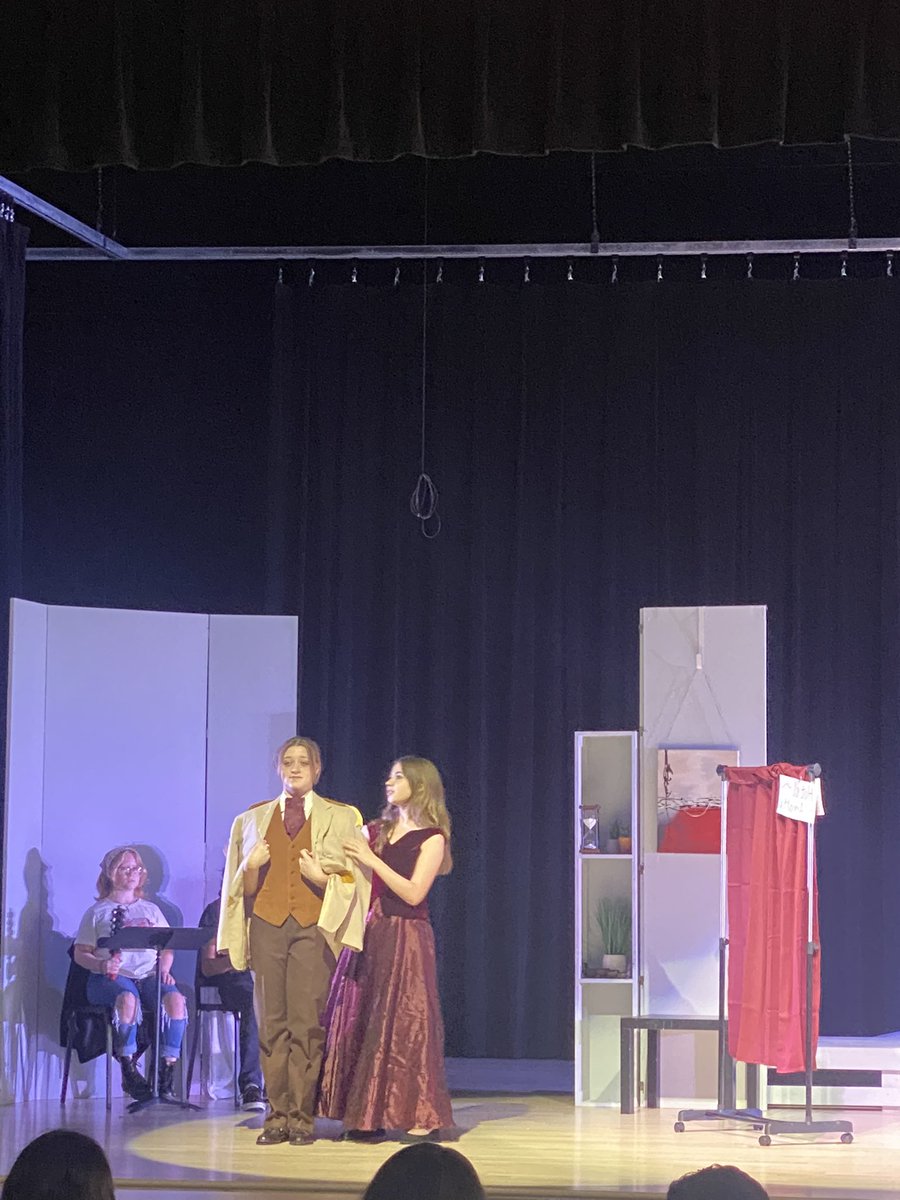 Amanda Carlton tweet media