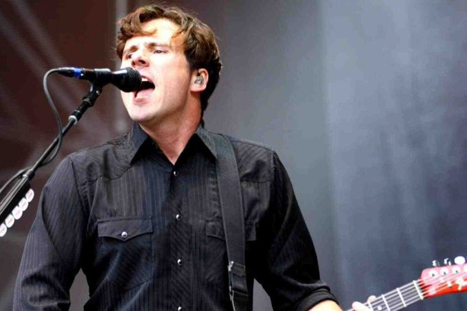 More happy birthday vibes today, this time to Jimmy Eat World frontman Jim Adkins! 