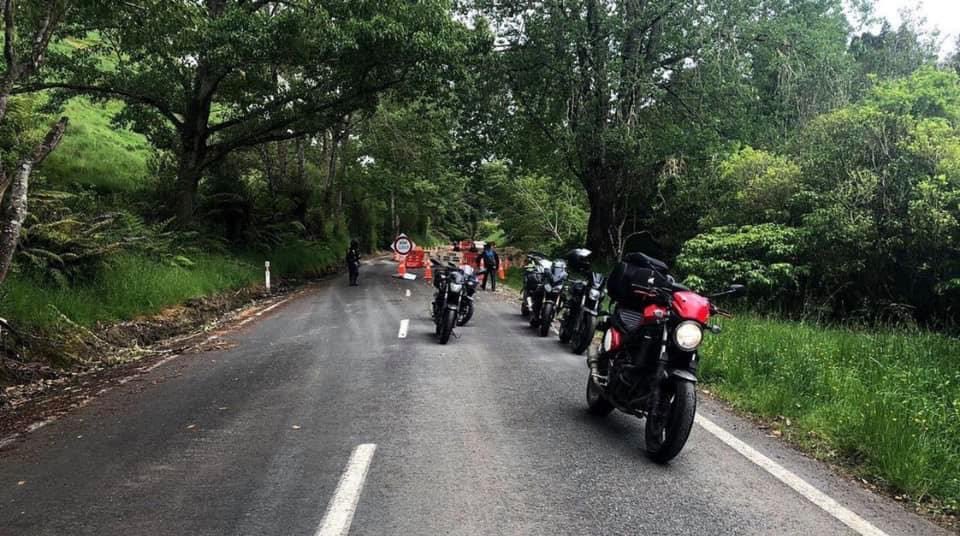katzemccarthy's tweet photo. #memories #throwbackthursday #bikerfam #forgottenworldhighway #closedroad #bikerchick #katzemccarthy #katmccarthy #katsmotorcyclediaries #bikerlife #roadtrip #becausemotorcycle #bikerchick https://t.co/4xemorKUgn