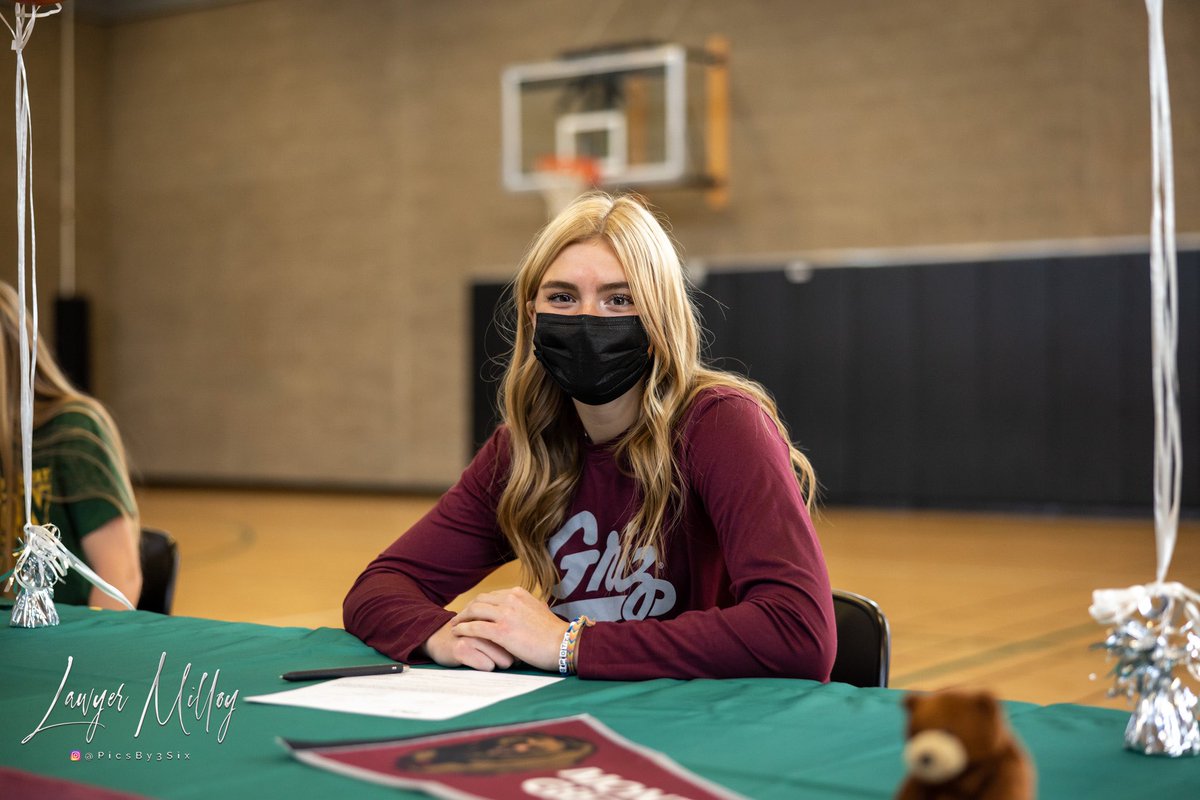 RHS softball tweet media